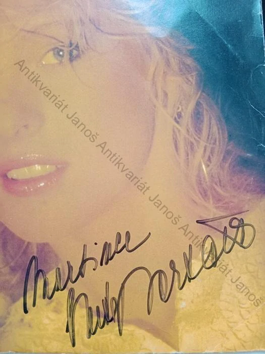 Iveta Bartošová - Blízko nás (LP) vč. PODPISU Ivety Bartošové